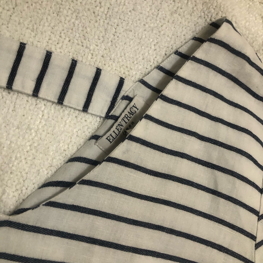 EUC Ellen Tracy Short Sleeve Navy White Tee Size L - Picture 5 of 13